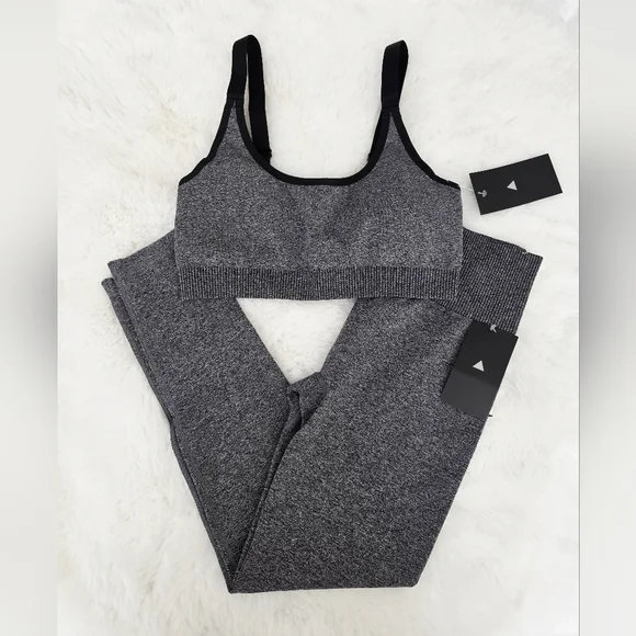 Vitality🩶 Formation Scoop Sports Bra & Leggings Set SIZE S